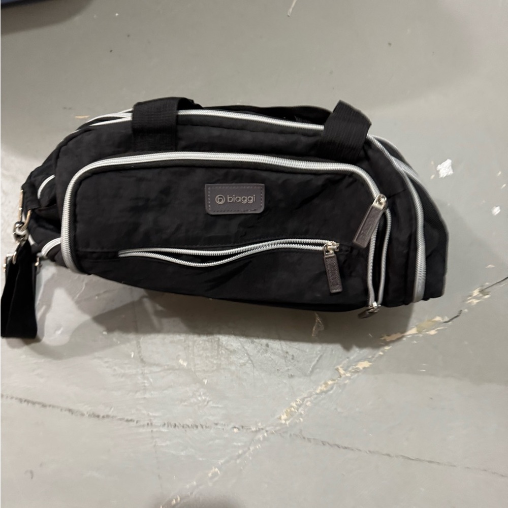 Biaggi zip up expandable bag black - Picture 3 of 7